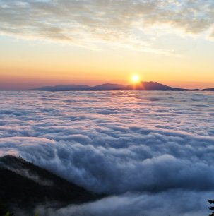 Thumbnail for Sea of clouds at Lake Kussharo in summer